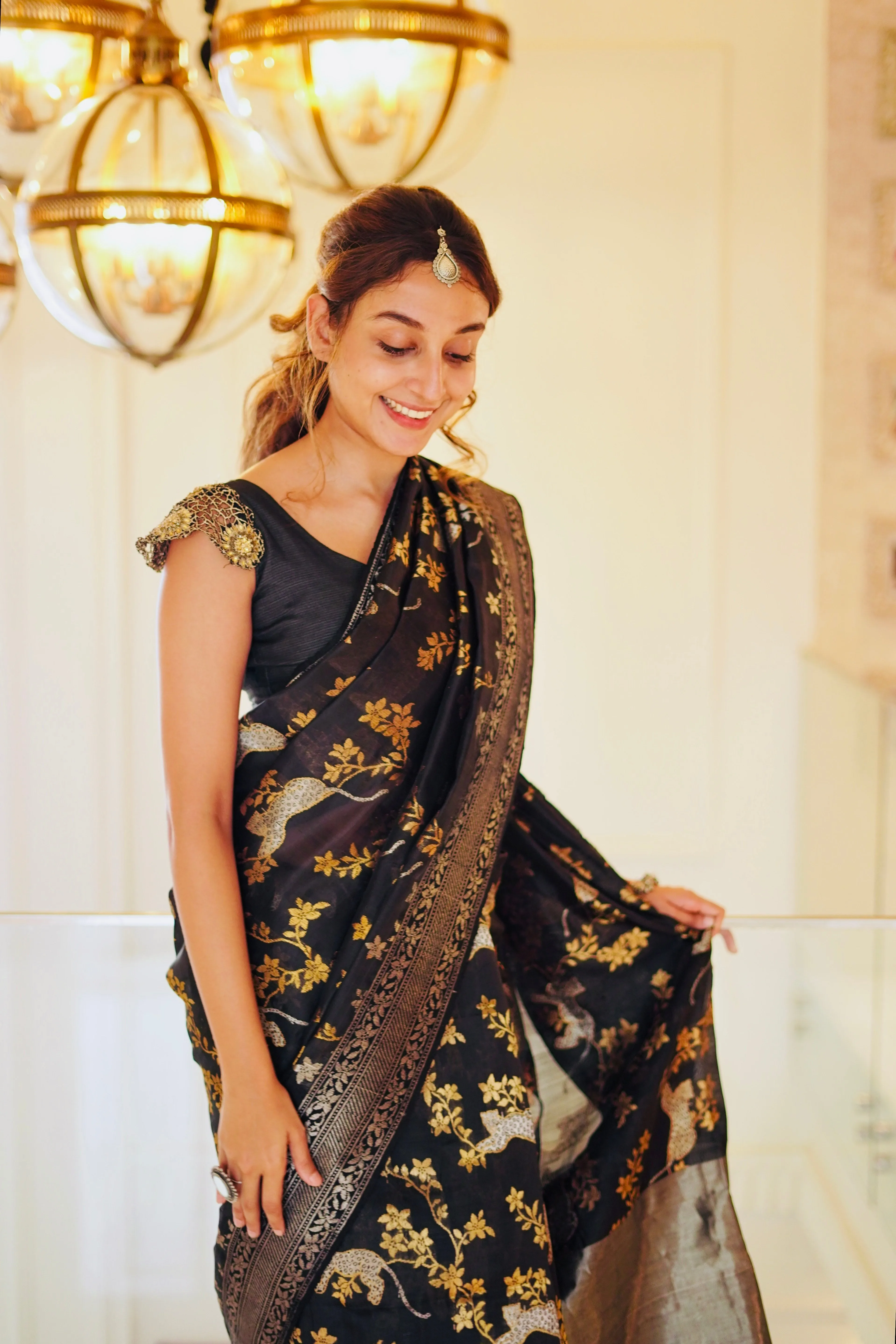 Forest Sari