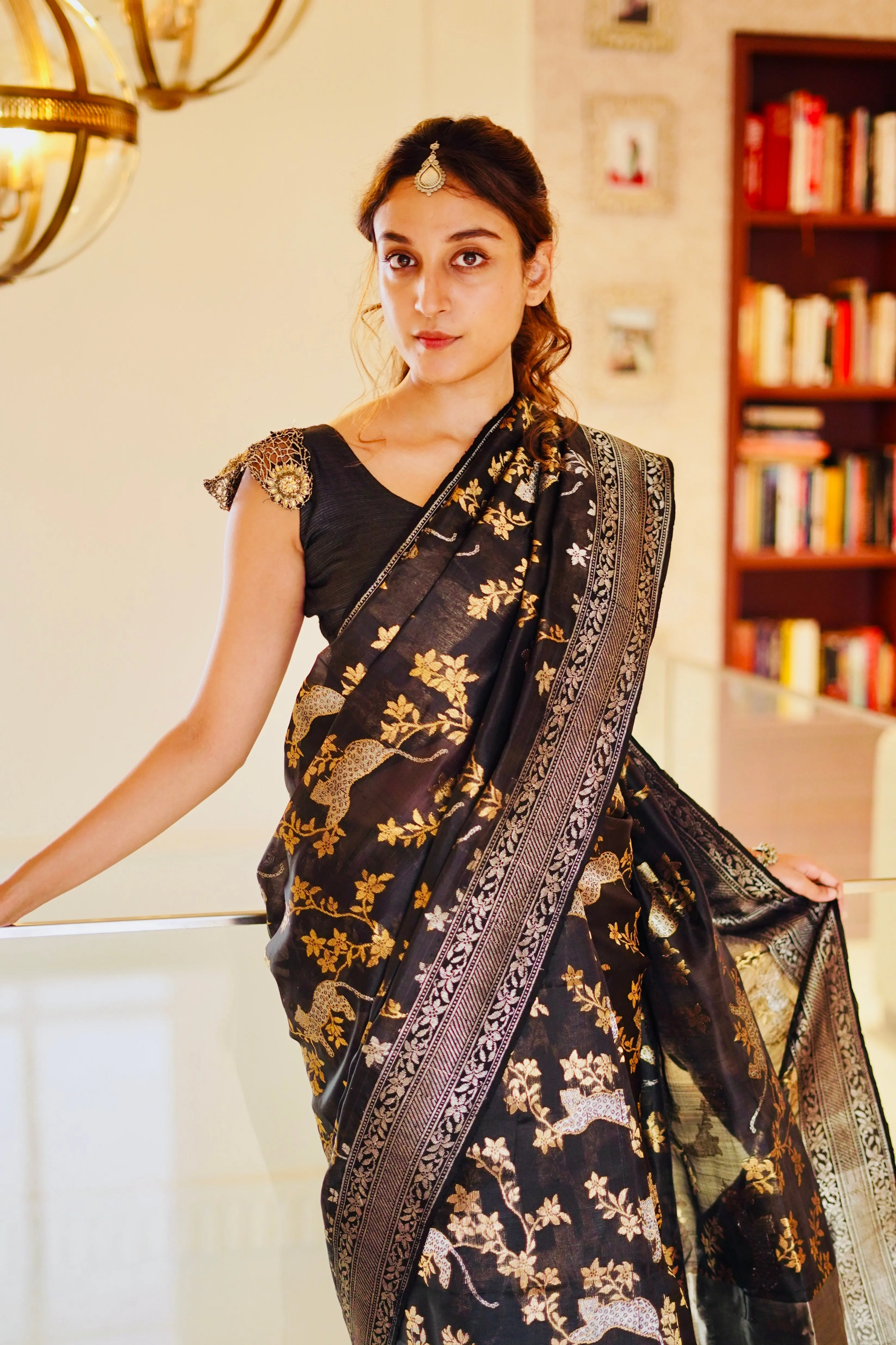 Forest Sari